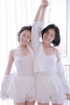 白桃松木